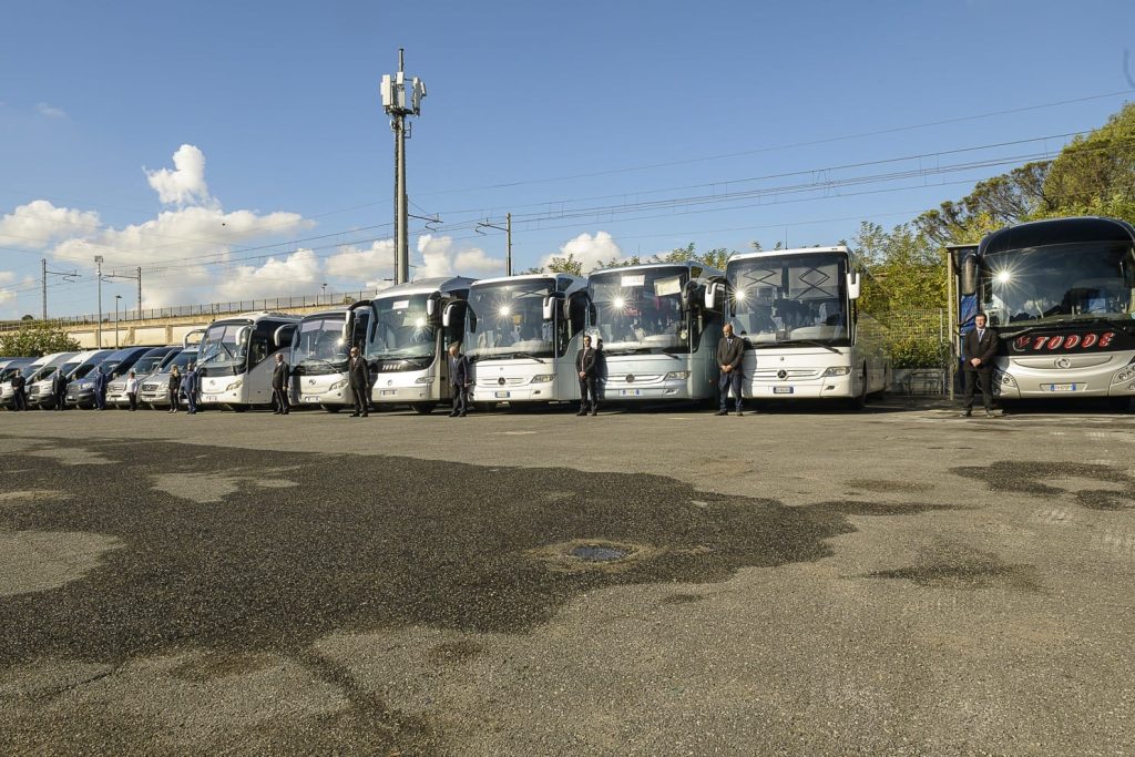 Noleggio autobus con conducente Roma